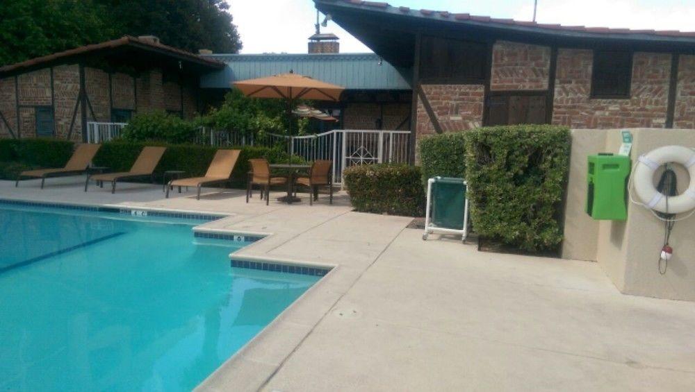 Courtyard By Marriott Riverside Ucr/Moreno Valley Area Екстер'єр фото