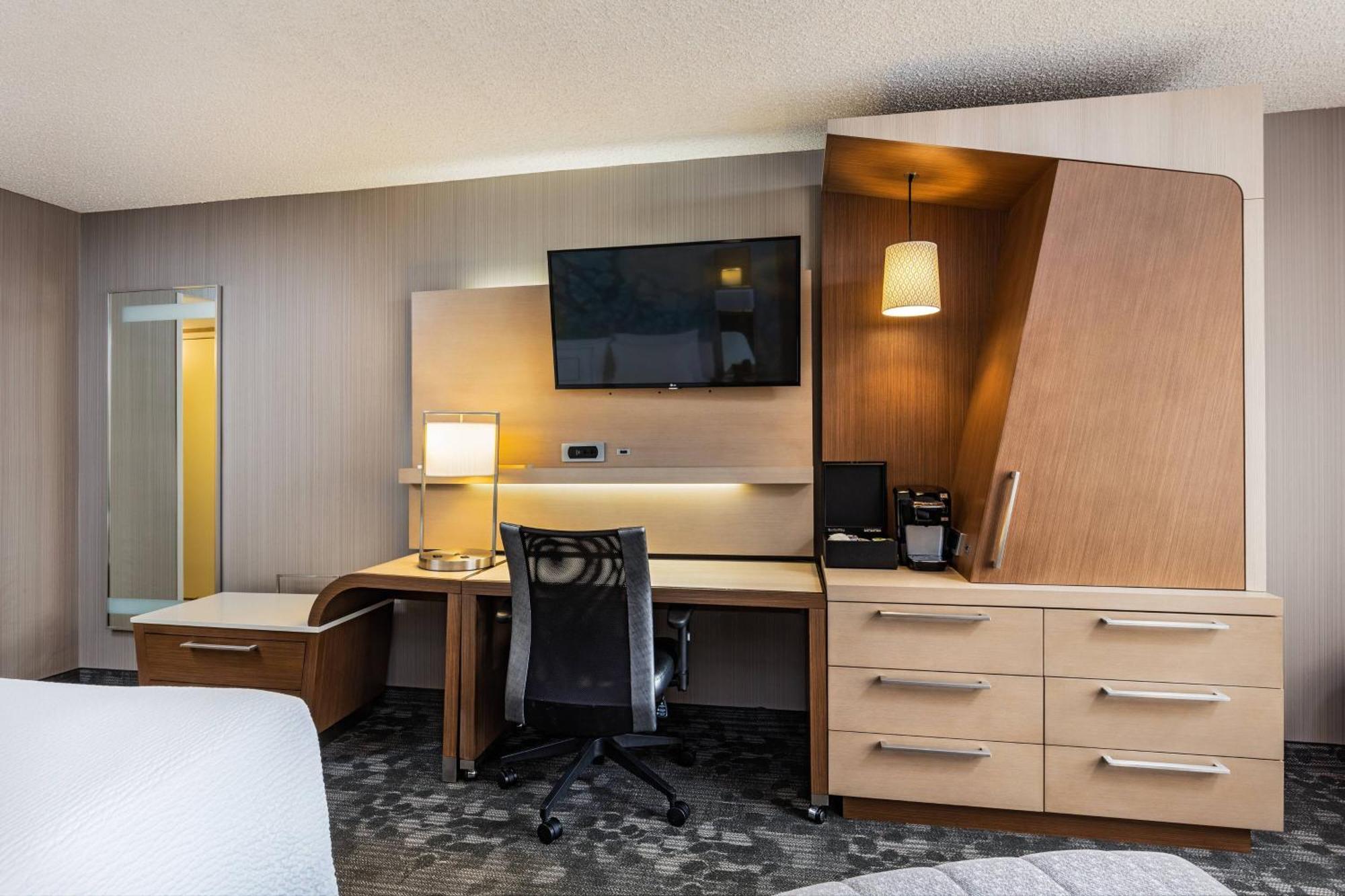 Courtyard By Marriott Riverside Ucr/Moreno Valley Area Екстер'єр фото
